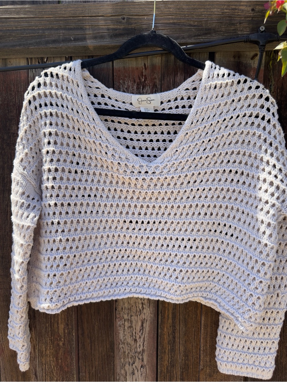 Jessica Simpson Cream Open-Knit V-Neck Sweater medoum